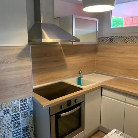 Avec Jacuzzi Apartment *